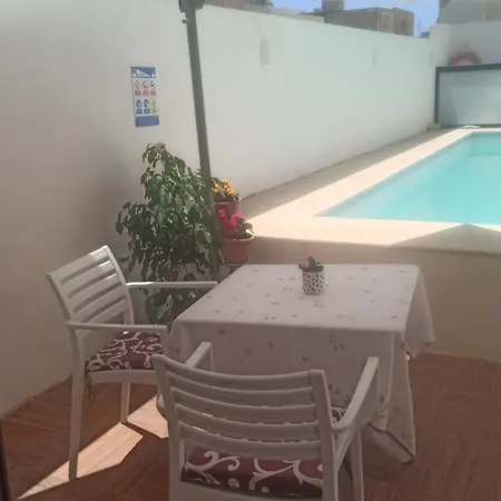 Guestelia Gozo Bed & Breakfast Nadur