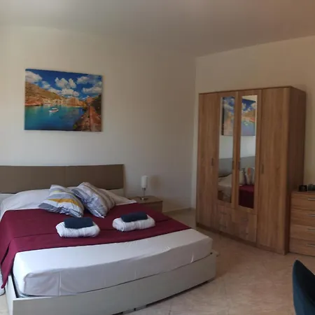 Bed & Breakfast Guestelia Gozo