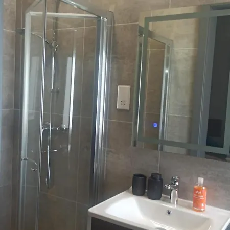 Guestelia Gozo Nadur